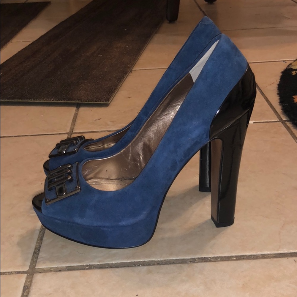 BCBG Blue Suede Black Patent Leather Peep Toe Pump